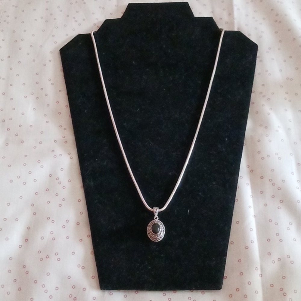 Vintage 925 Silver Onyx Stone Crystal Pendant Necklace